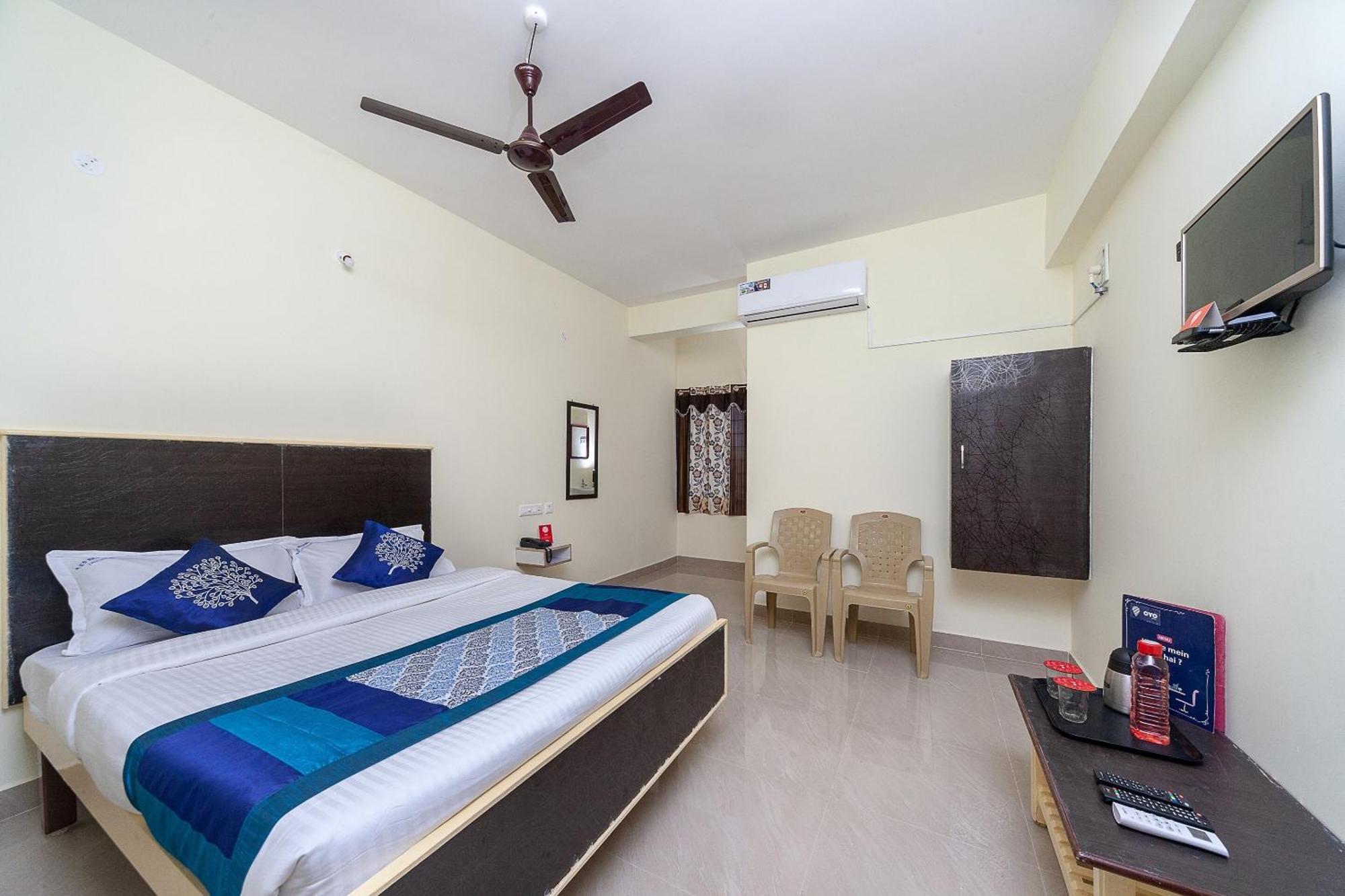 Oyo Hotel Sannidhi Residency Tirupati Exterior foto